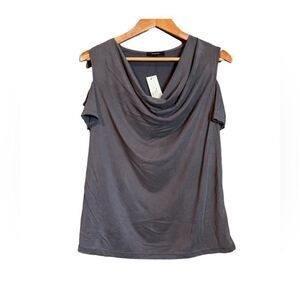NWT! Drew cold shoulder t shirt